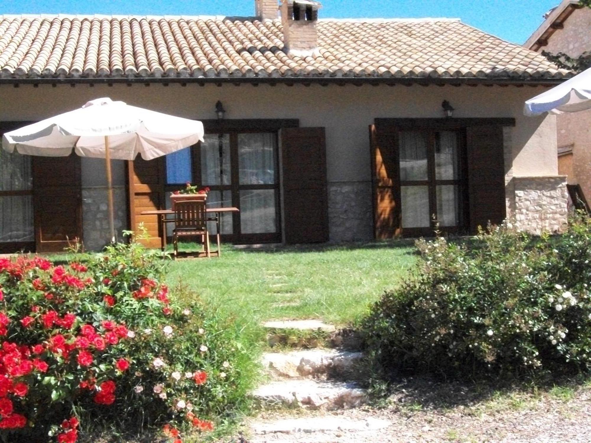 Agriturismo Il Casalino Spoleto Buitenkant foto