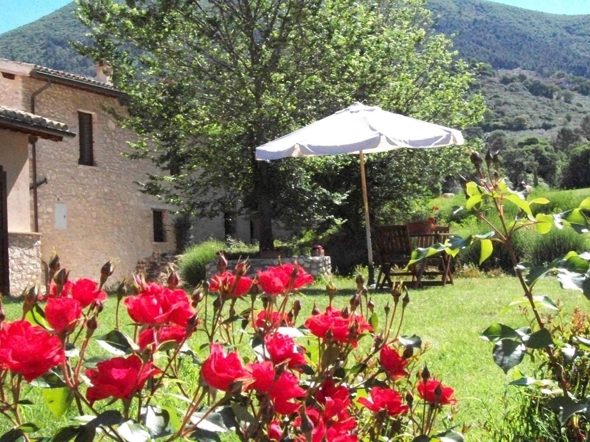 Agriturismo Il Casalino Spoleto Buitenkant foto